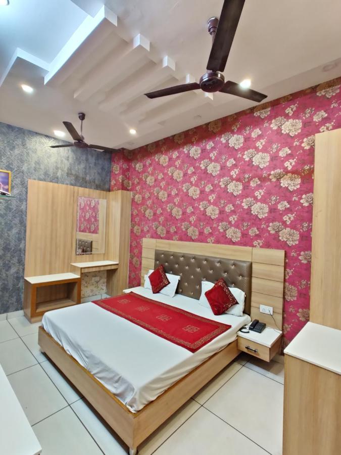 Hotel Robin Inn 암리차르 외부 사진